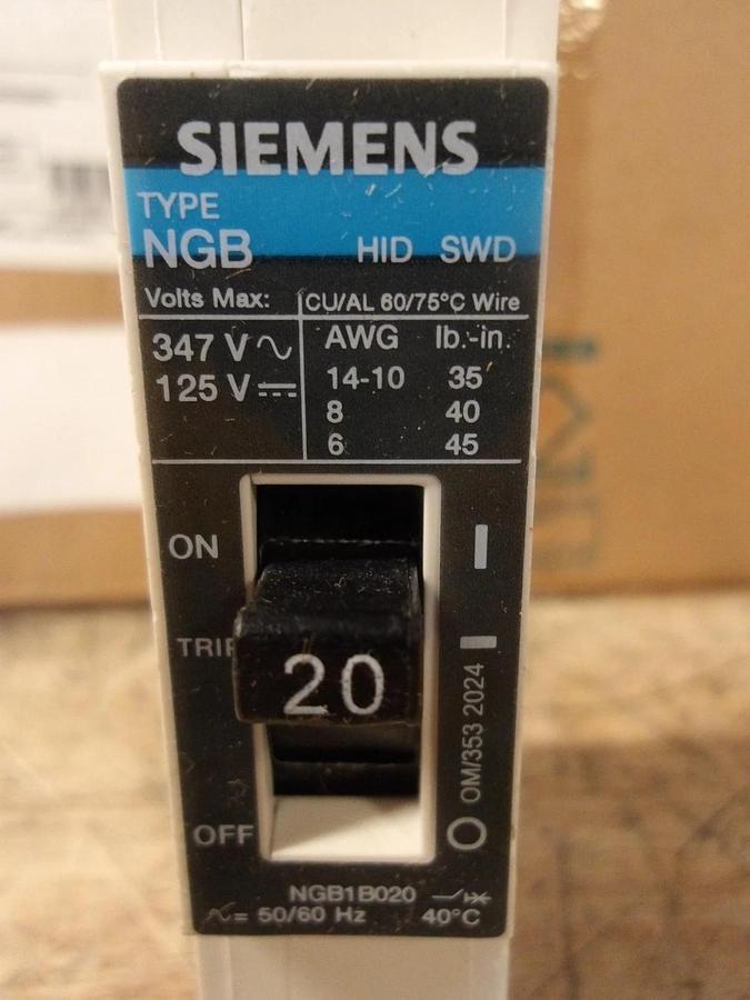 SIEMENS 20 AMP BREAKER, 277 V, SINGLE POLE, #79956G NIB