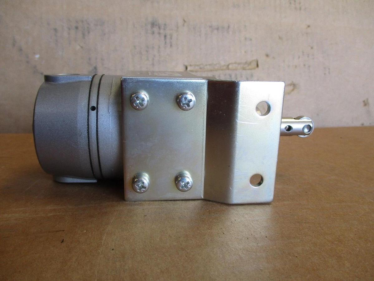 Used SMC T45-2 PNEUMATIC TENSION REGULATOR, #423325J NEW