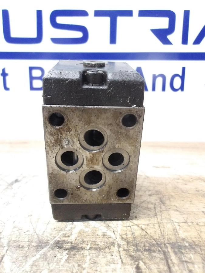 Used SCHENCK PEGASUS 162A SERVO VALVE, #826952G USED