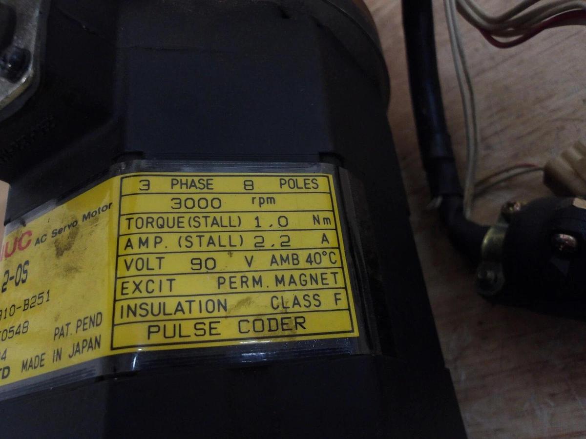 Used FANUC 2-0S SERVO MOTOR A06B-0310-B251, #318236G USED