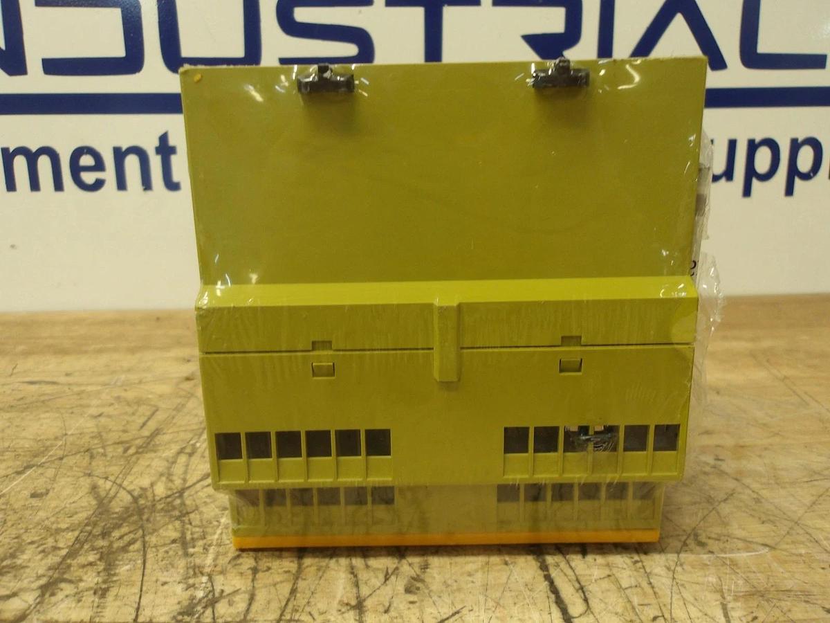 Used PILZ PU3Z RELAY MODULE 24 VDC, #430922G PARTS ONLY