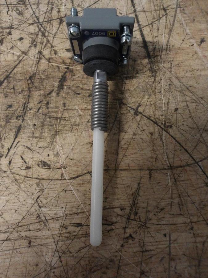 Used SQUARE D CR61J LIMIT SWITCH, #36907G NEW