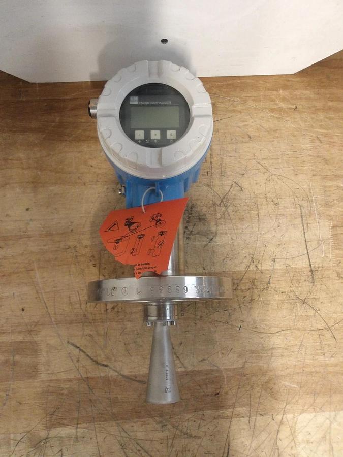 Used ENDRESS HAUSER FMR240-82V1AFJAA4D MICROPILOT M LEVEL TRANSMITTER, #829918G NEW