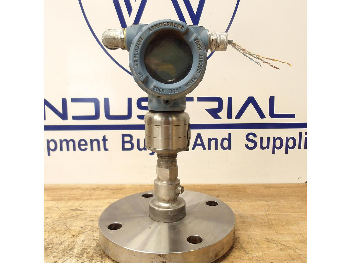 Used ROSEMOUNT 3" PRESSURE TRANSMITTER 3051
