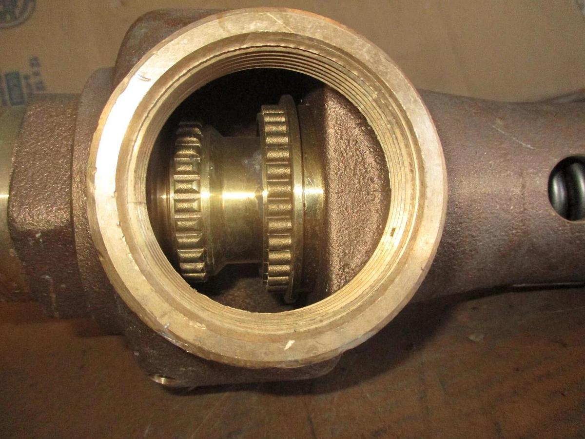 Used SPENCE/ADVANCE VALVE 2" X 2" BROZE RELIEF VALVE, #610326J NEW