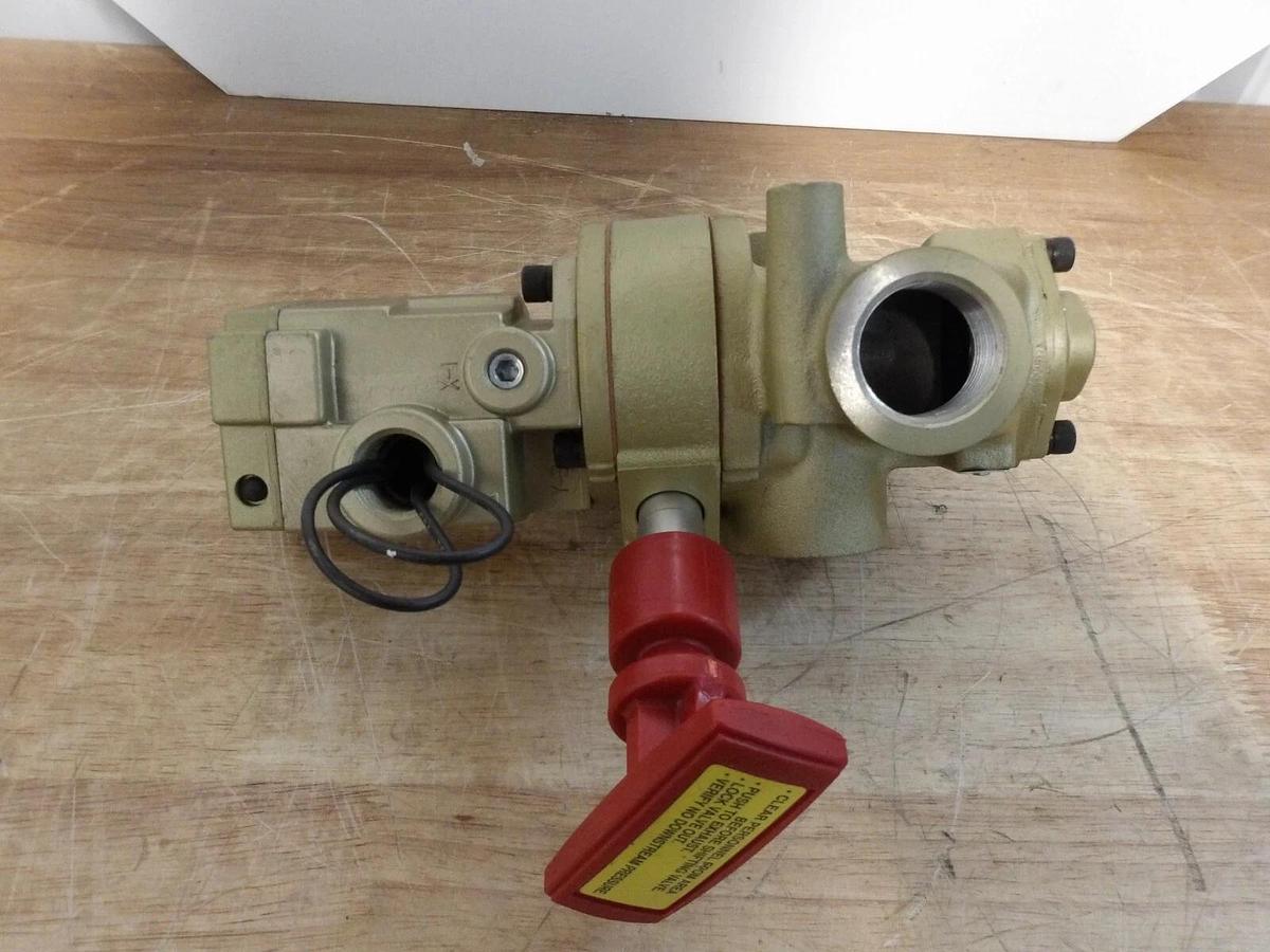 ROSS 2773A6082 3-WAY PNEUMATIC SOLENOID VALVE 1", #320907G NEW