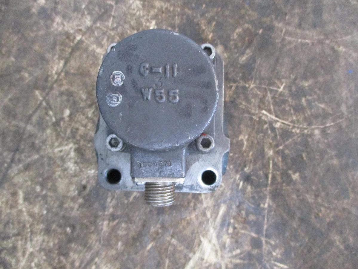 Used BENDIX 58V06-2B ELECTRO-HYDRAULIC SERVO VALVE, #828956J USED