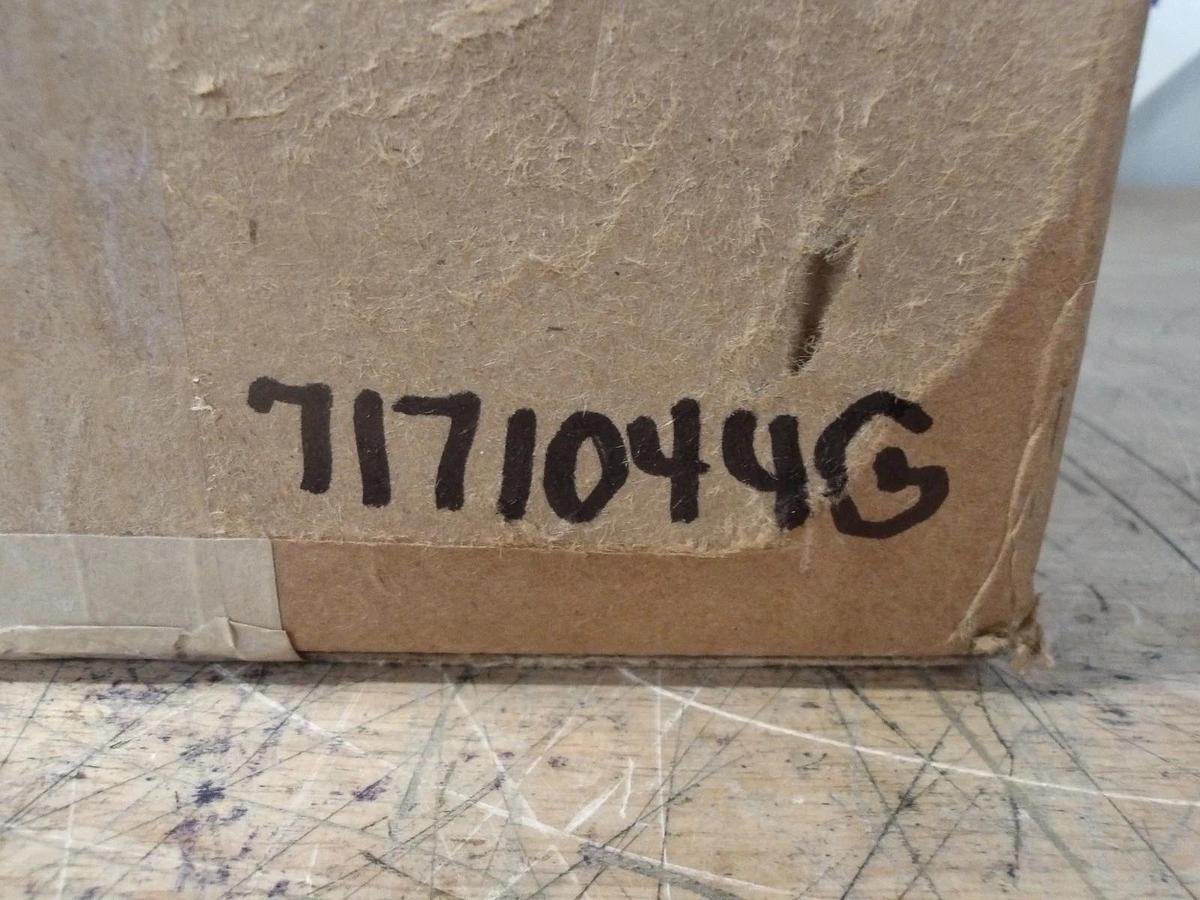 SIEMENS 225 A MAIN SUBFEED BREAKER KIT 240 V, #7171044G NIB