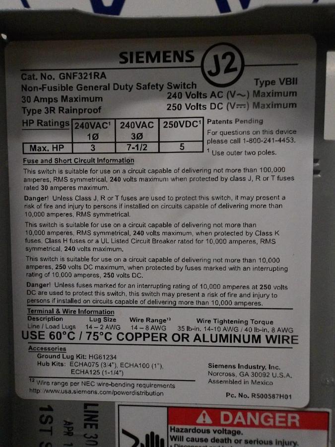 Used SIEMENS 30 AMP ENCLOSED SWITCH 240VAC/250VDC, #771003G NEW