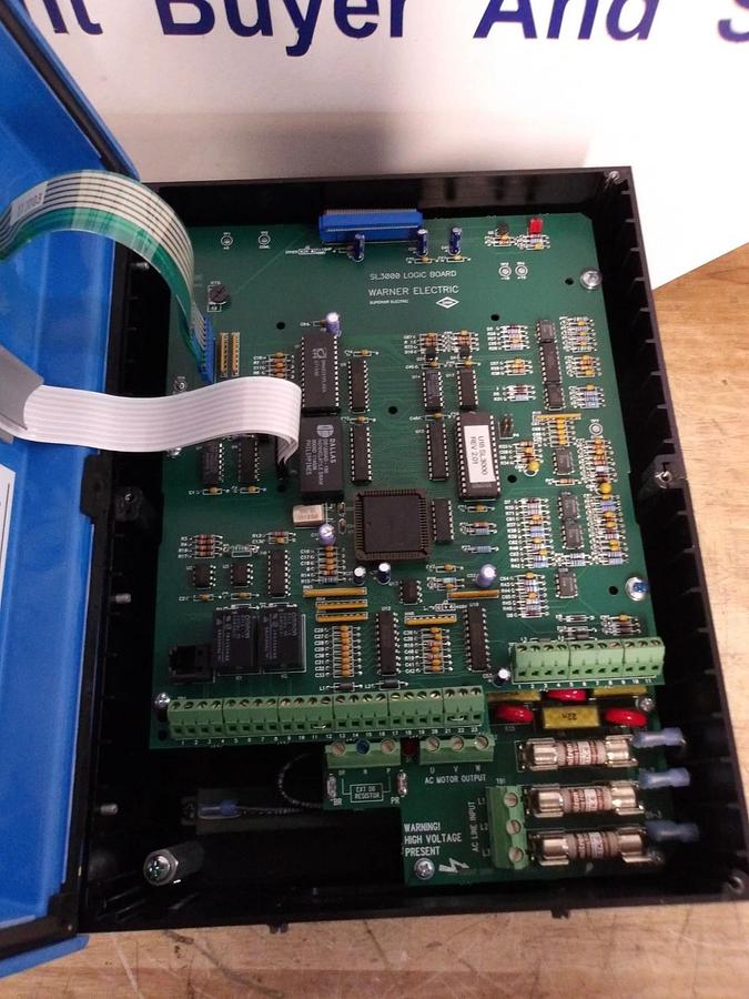 Used SECO SL300 SERIES AC DRIVE 1 HP, #7101230G NEW