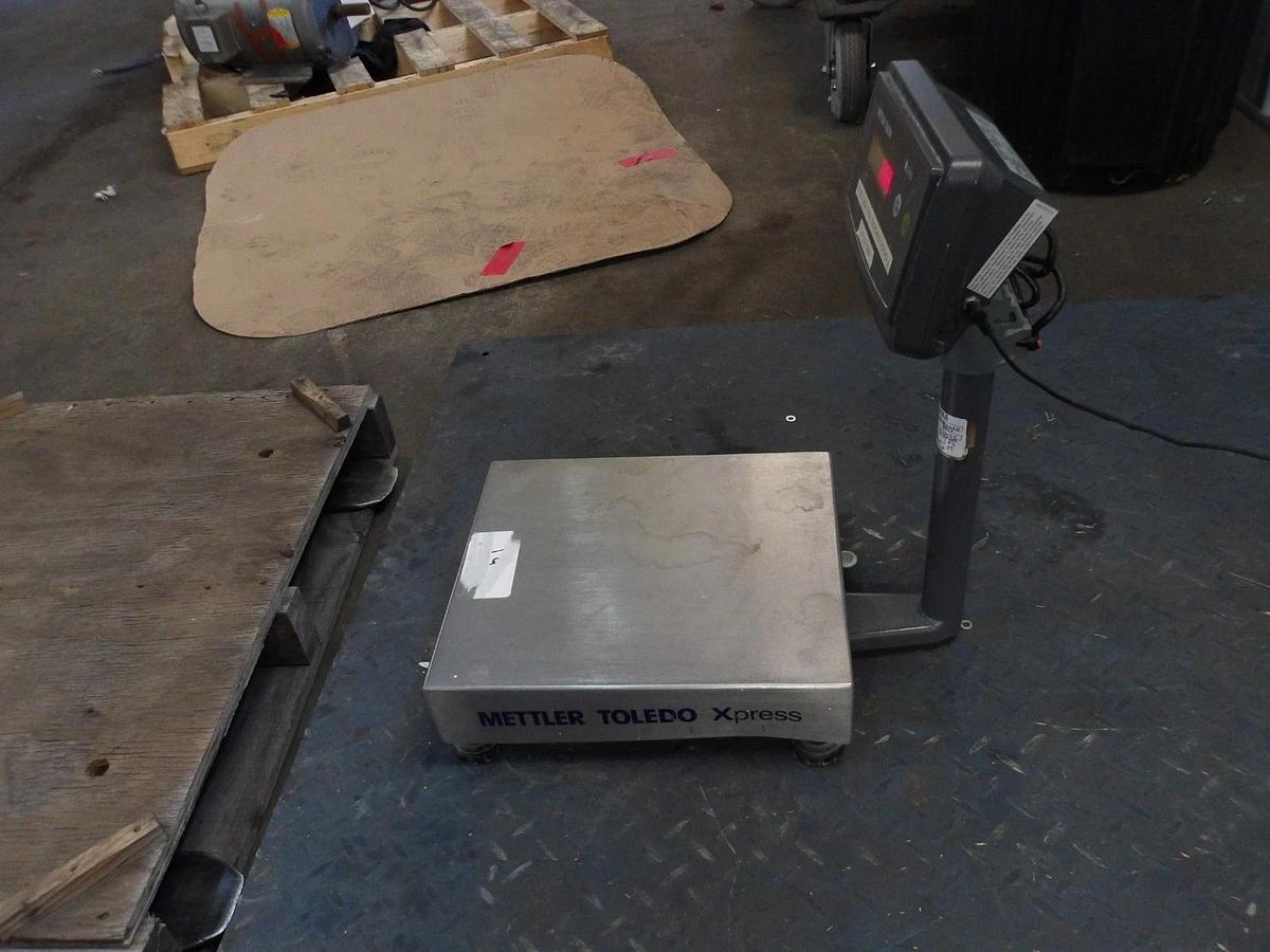 Used METTLER TOLEDO XPRESS DIGITAL SCALE XBL60R-X1D, #812248G USED