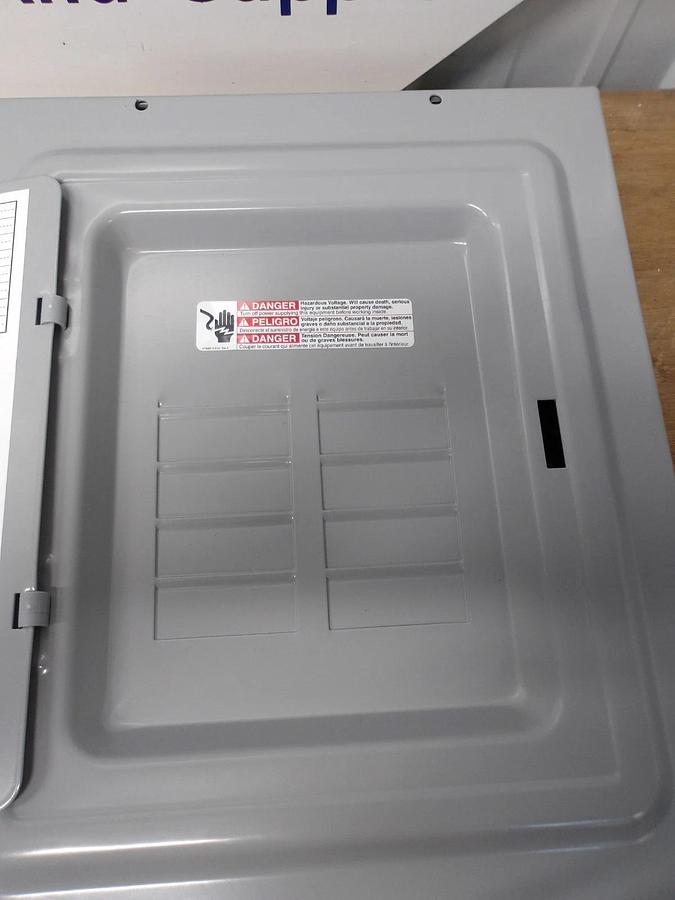 Used SIEMENS 125 AMP MAIN LOAD ENCLOSURE 100/240 V, #511128G NEW