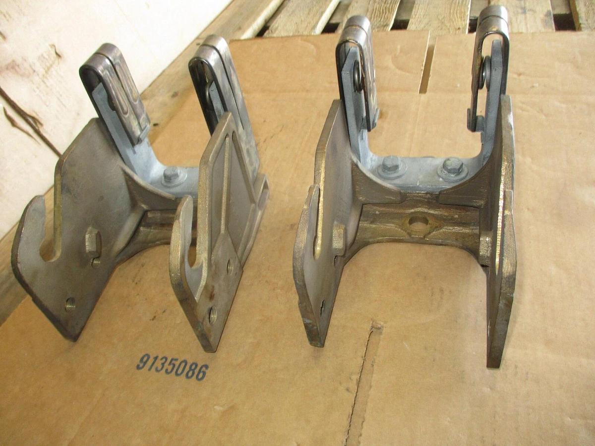 Used S&C S62250 POWER FUSE HOLDER BRACKETS (LOT OF 2) #95411J USED