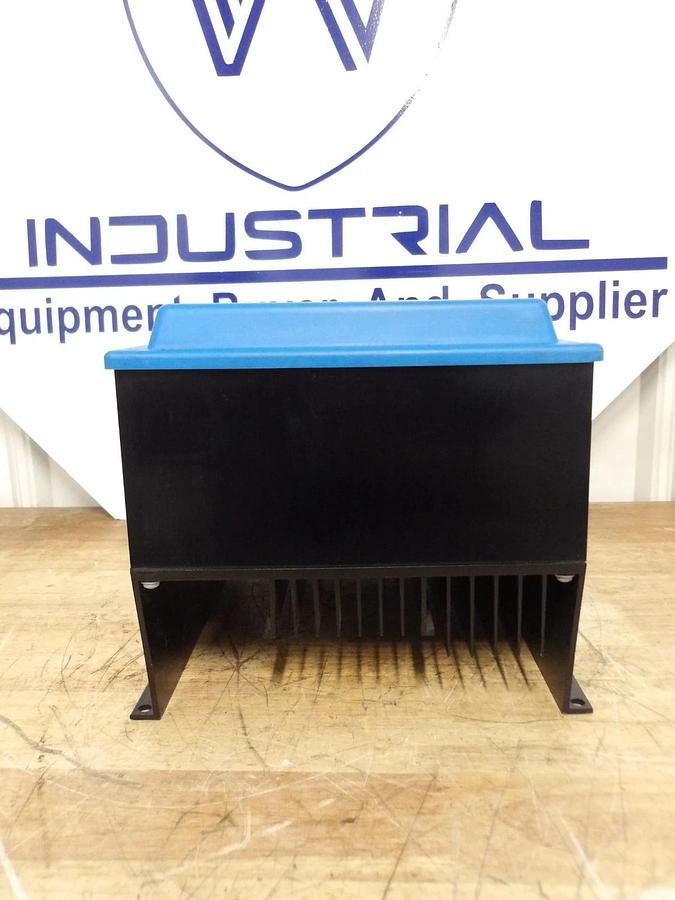 Used SECO SL300 SERIES AC DRIVE 1 HP, #7101230G NEW