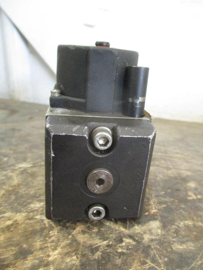 Used PARKER 162A SERVO VALVE, #827141J USED