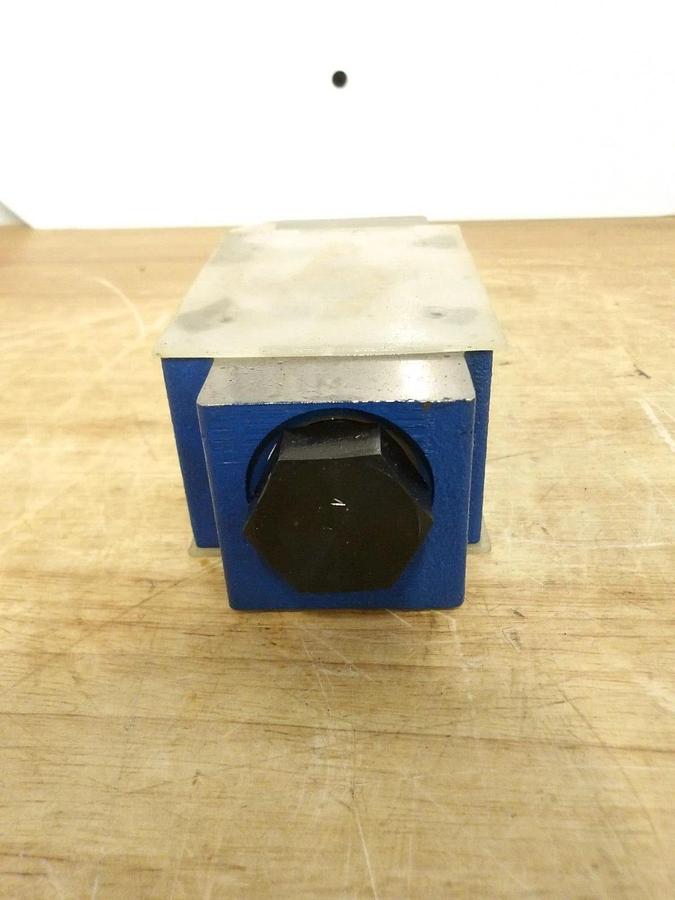 Used REXROTH R900407439 FD85406-Z2S-10-1-34/V HYDRAULIC BLOCK, #36108G NEW