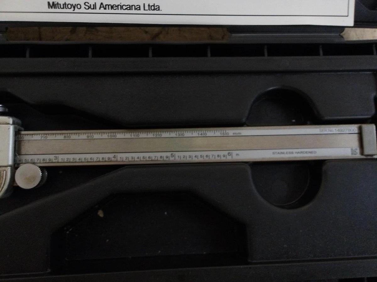Used MITUTOYO D6TN-6 DIAL CALIPER, #814855G USED