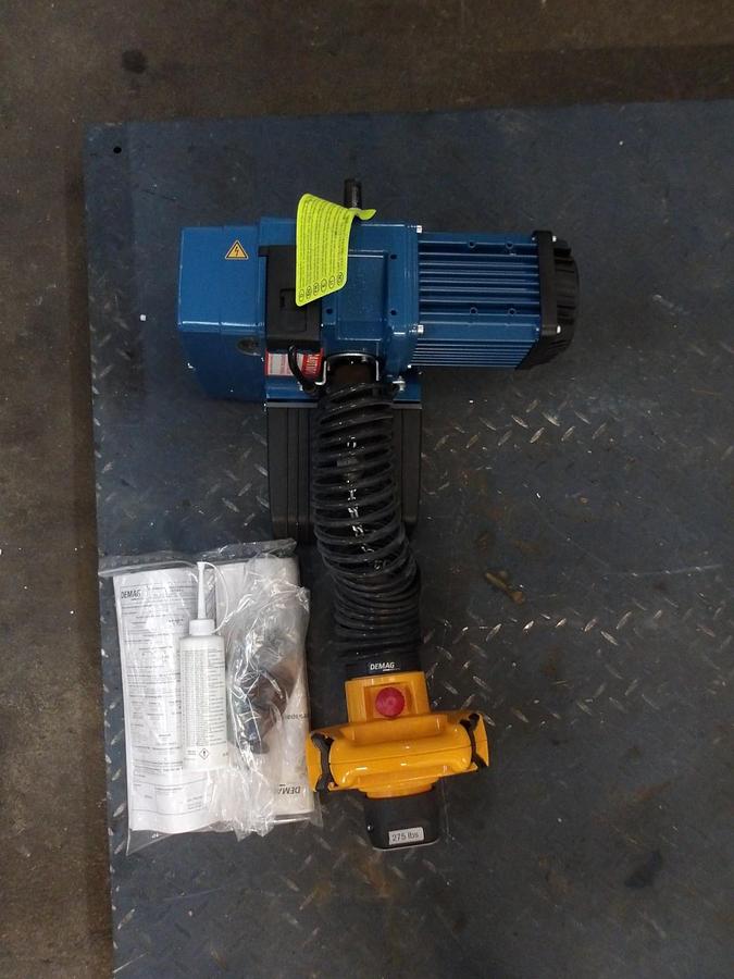 Used DEMAG DCM-PR02 CHAIN HOIST 275 LBS, 9 FT LIFT, #79935G NEW