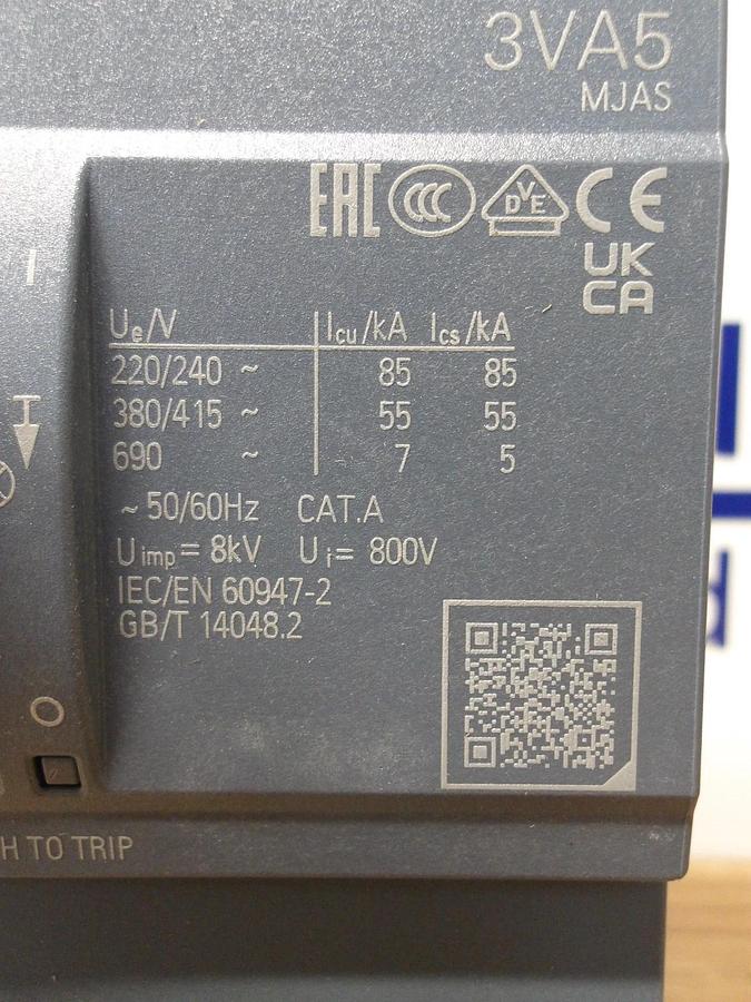 SIEMENS 400 AMP BREAKER 3VA5340-5EC31-0AA0, #11251220G NIB
