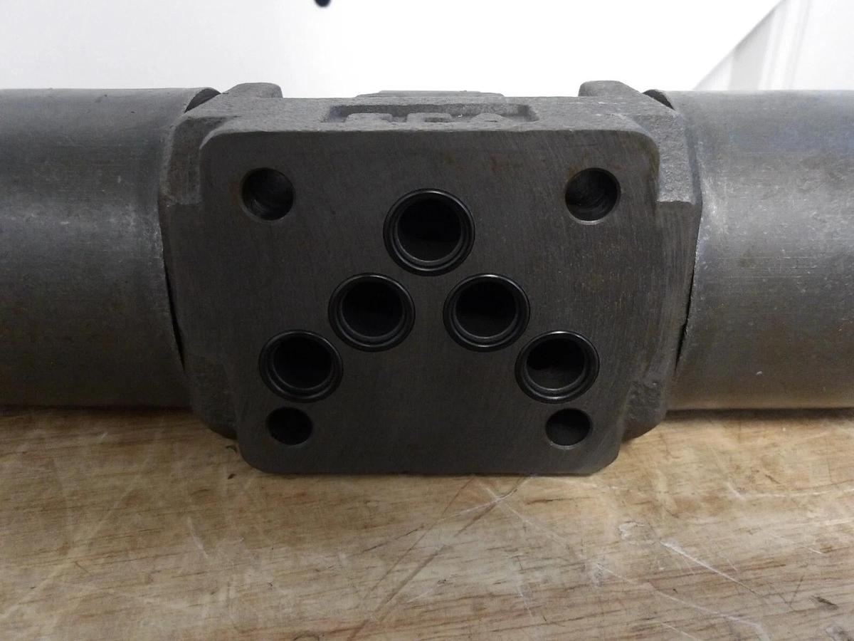 Used NACHI SS-G03-06-GR-02-21 HYDRAULIC SOLENOID DIRECTIONAL VALVE, #36143G NEW