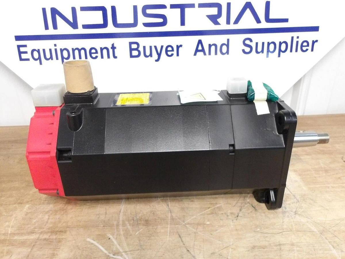 Used FANUC A06B-0166-B675 S016 AC SERVO MOTOR, 2000 RPM, #5271114G NEW
