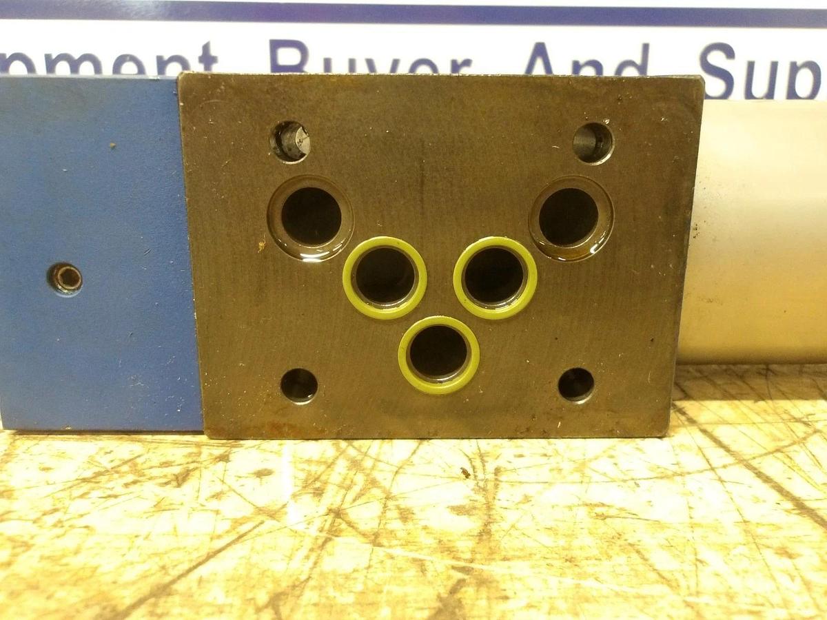 Used REXROTH R901098537 PROPORTIONAL DIRECTIONAL VALVE, #428312G NEW