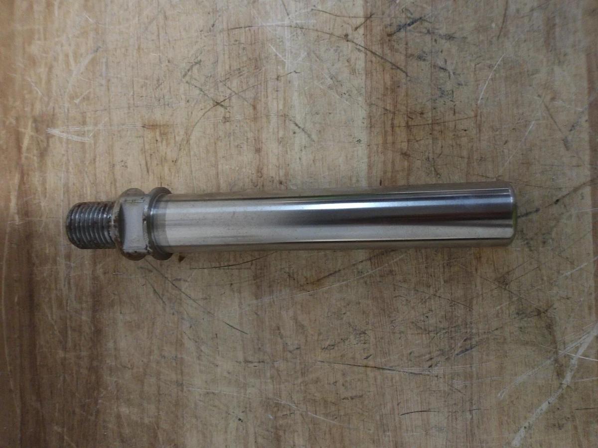ANADARKO/BSF HOLSTEIN PUMP PLUNGER ROD 1-1/2", #63228G NIB