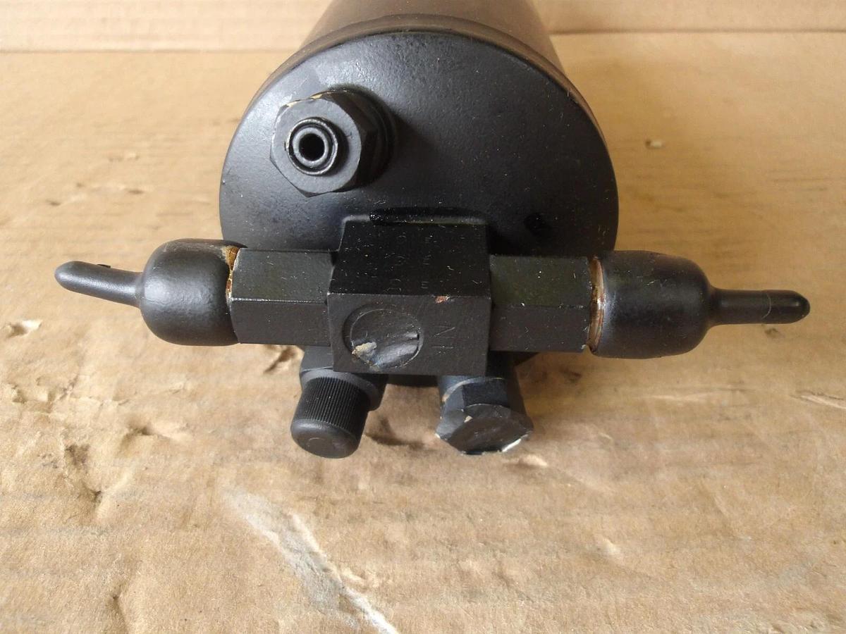 Used MACK TRUCKS 221-RD335 DRIER RECIEVER CANISTER, #722245G NEW