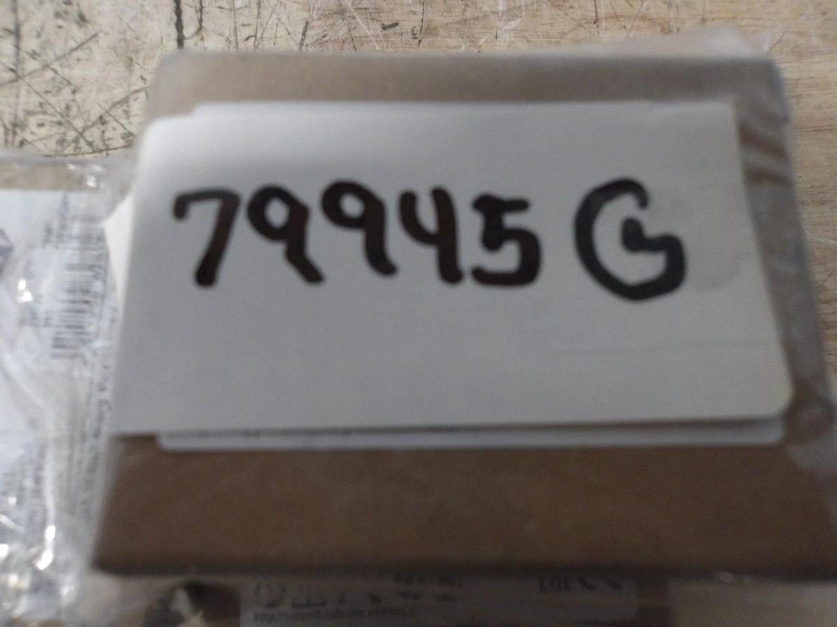 SIEMENS 7 AMP CONTACTOR 110/120 V (LOT OF 4) #79945G NIB