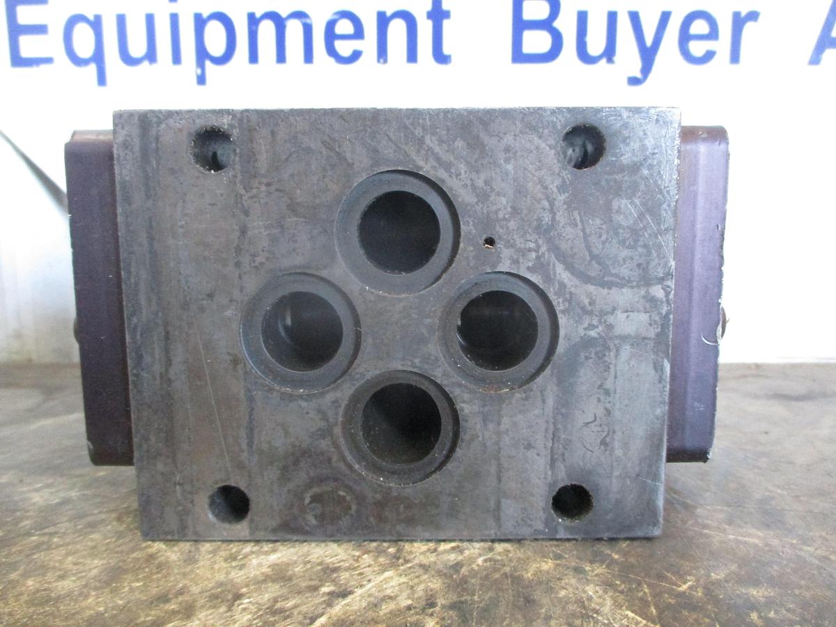 Used DYNAMIC 45 SERVO VALVE