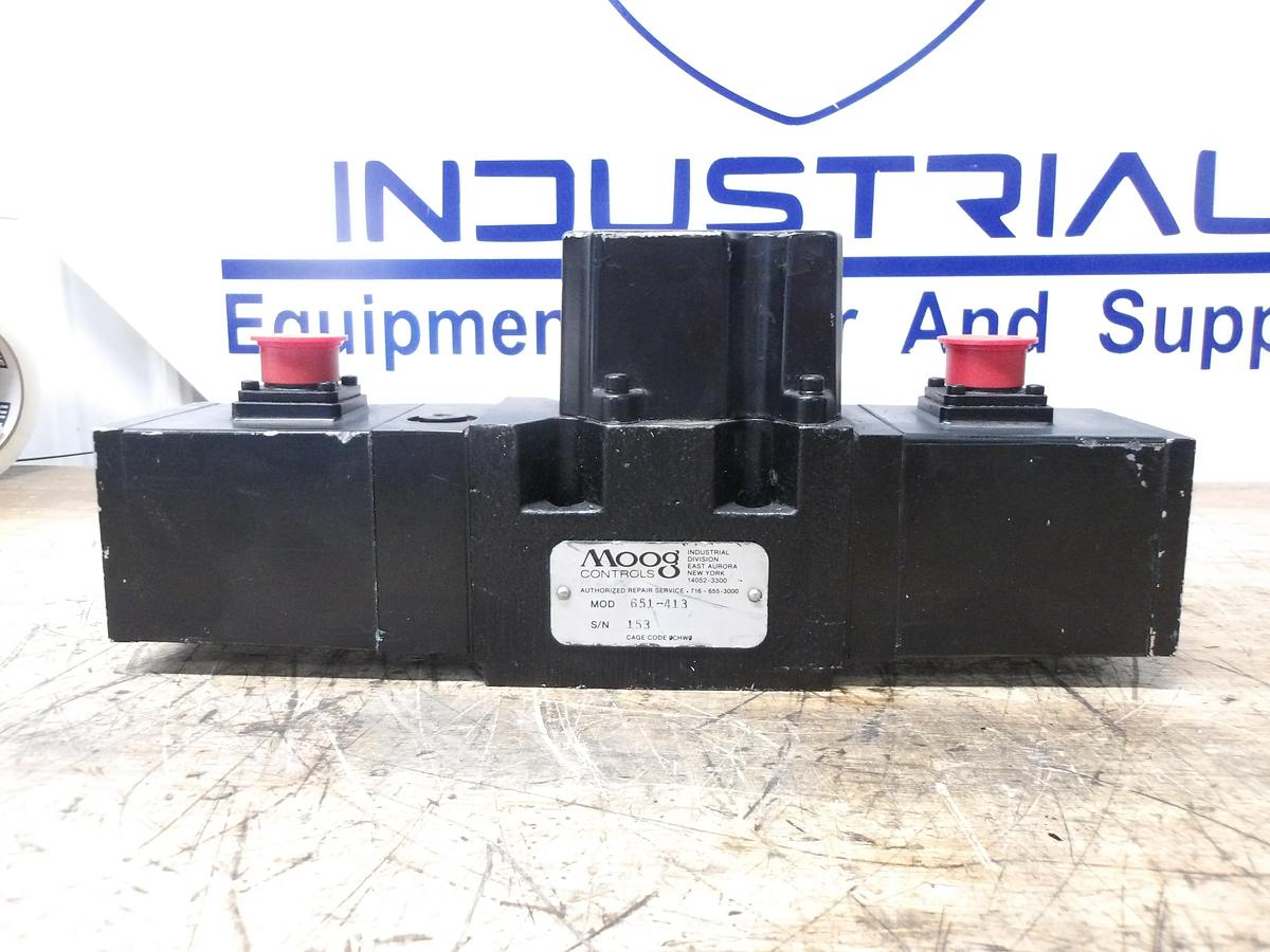 Used MOOG 651-413 SERVO PROPORTIONAL VALVE