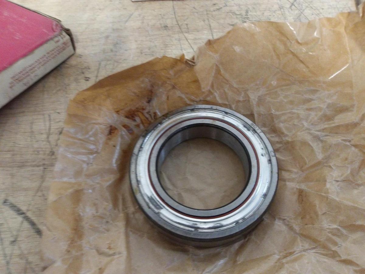 Used SKF 6011 2RSJEM/3182.UE-01 SEALED BEARING (LOT OF 4) #95304G NEW