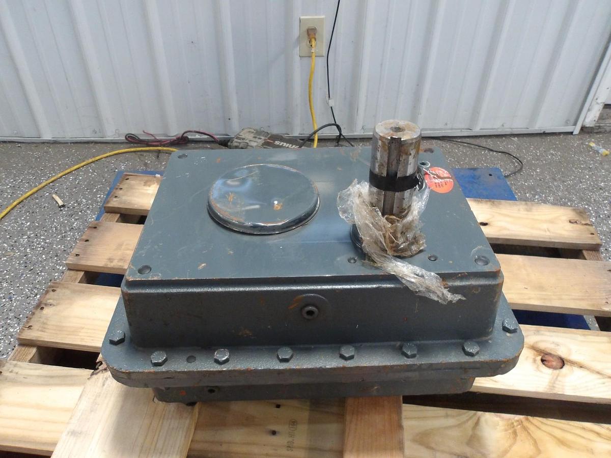 Used FALK QUADRIVE 5315-J25-A SPEED REDUCER, RATIO 25.26, #79230G NEW