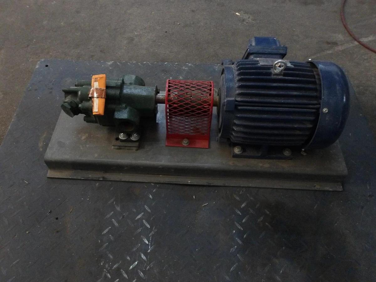 Used ROPER 1-1/2" PUMP W/ 5 HP MOTOR, 1-AM16, #11101125GJW NEW