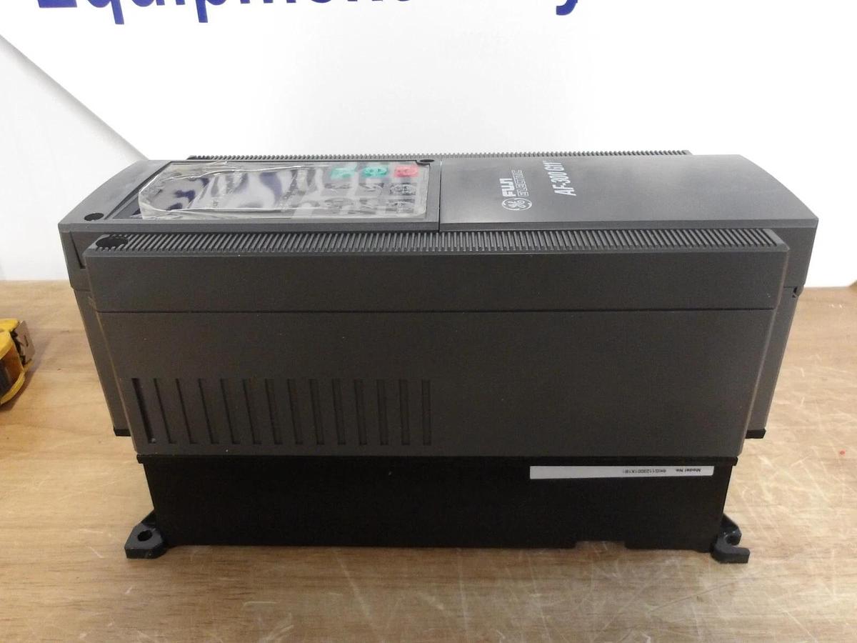 Used GE FUJI AF-300 MOTOR CONTROLLER 1 HP, #217245G NEW