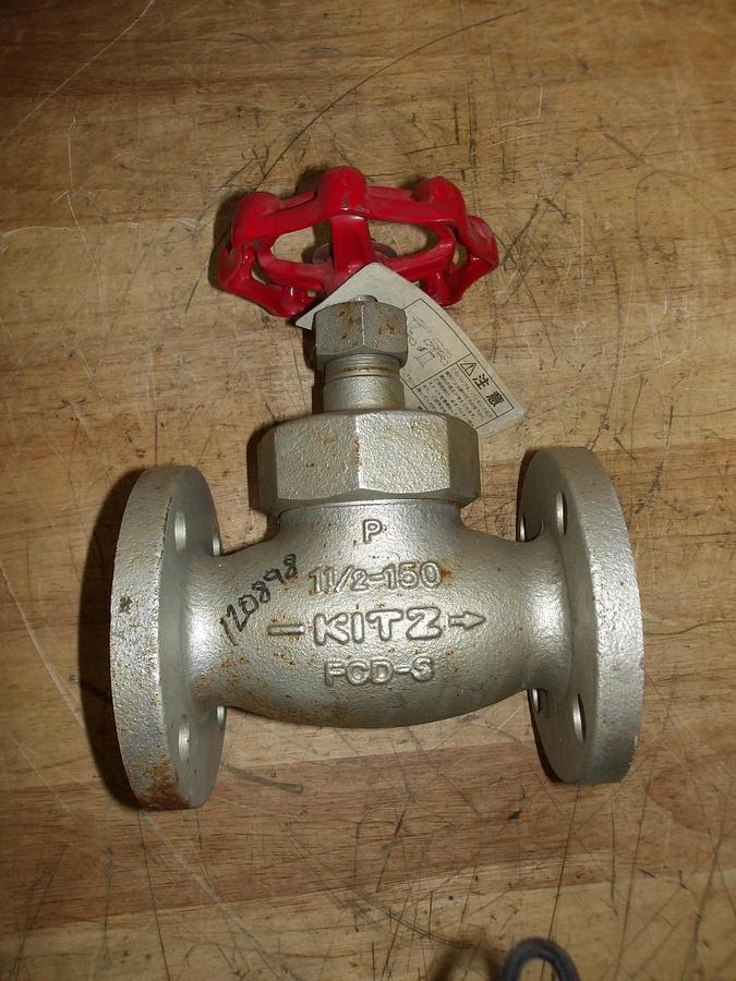 Used KITZ 1-1/2 150 DUCTILE GLOBE VALVE, #811136G NEW