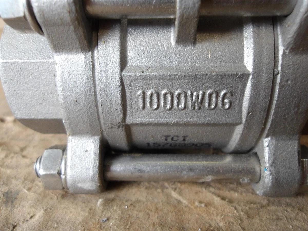 Used PINACLE 1" S/S BALL VALVE, #8121140G NEW