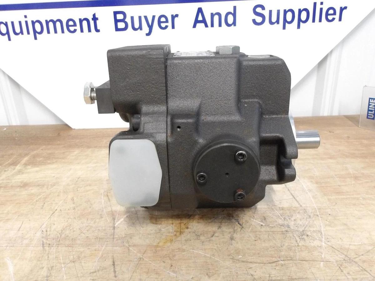 Used YUKEN A22-F-R-01-C-5-K-32950 PISTON PUMP, #63918G NEW