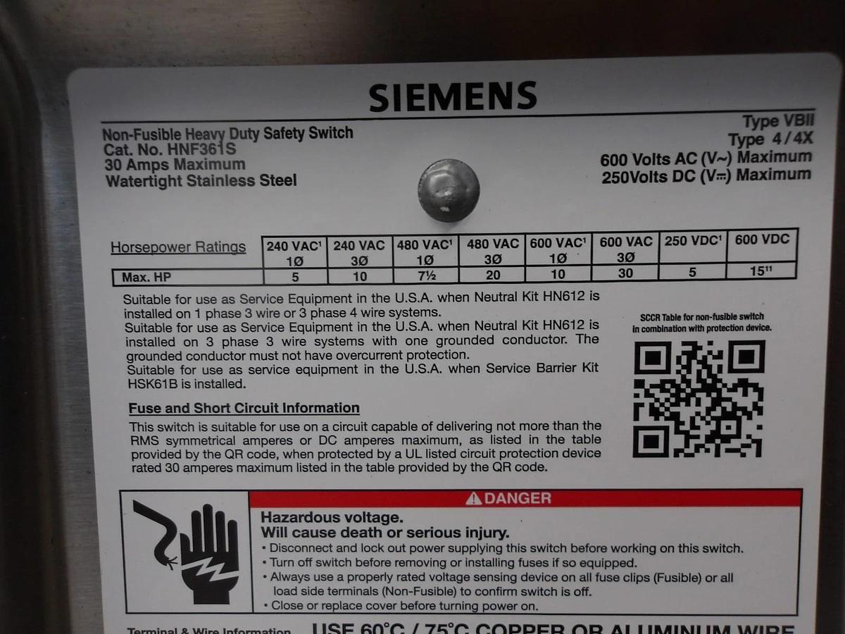 Used SIEMENS 30 AMP S/S SAFETY SWITCH 600/250 V, #7161214G NEW
