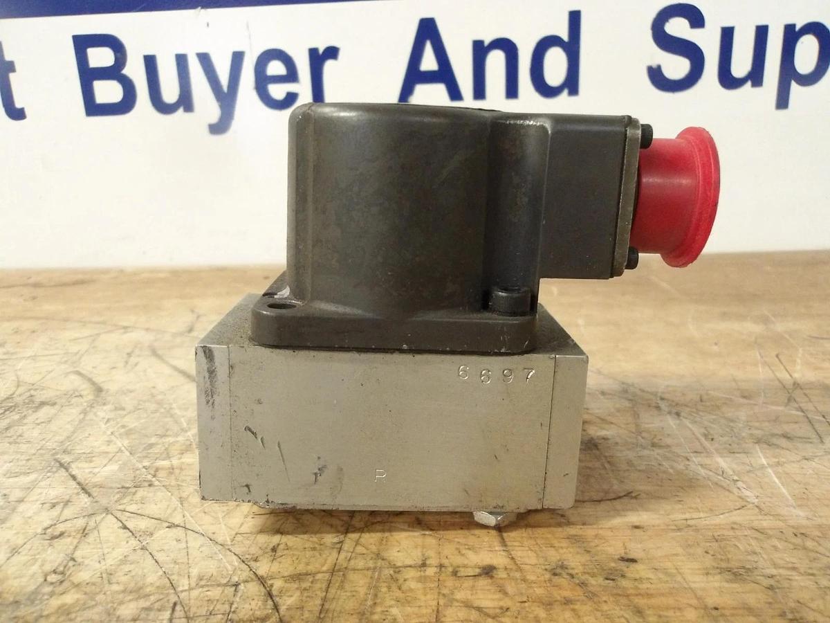 Used ATCHLEY 211A-754 SERVO VALVE, #815949G USED