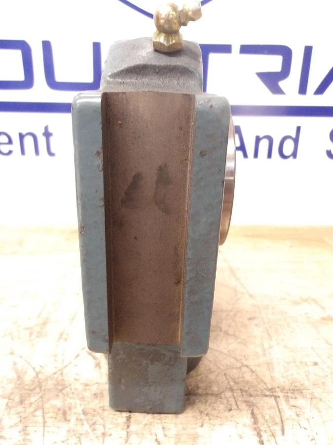 Used DODGE WSTU-SCM-200/135183 WIDE-SLOT TAKE-UP BEARING 2" BORE, #730935G NEW