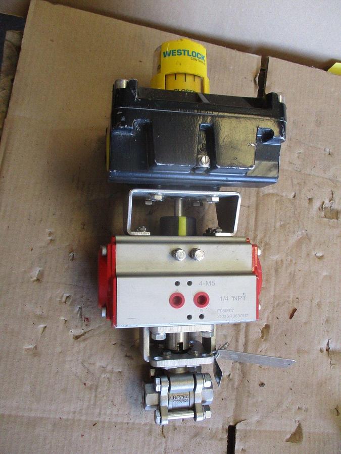 Used FLOW-TEK 1/2" STAINLESS CONTROL VALVE W/ ACTUATOR, #67150J NEW