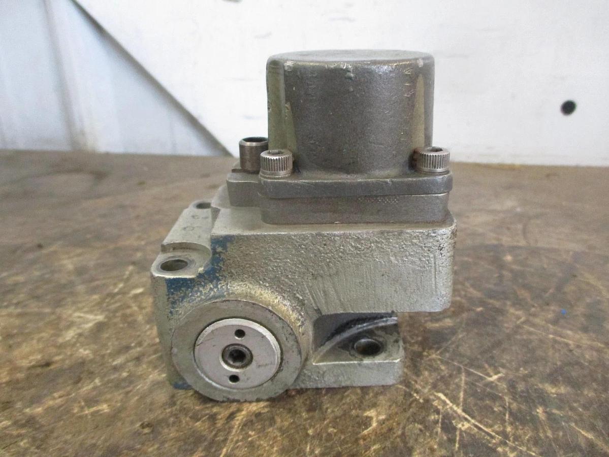 Used BENDIX 58V06-3A ELECTRO-HYDRAULIC SERVO VALVE, #8281016J USED