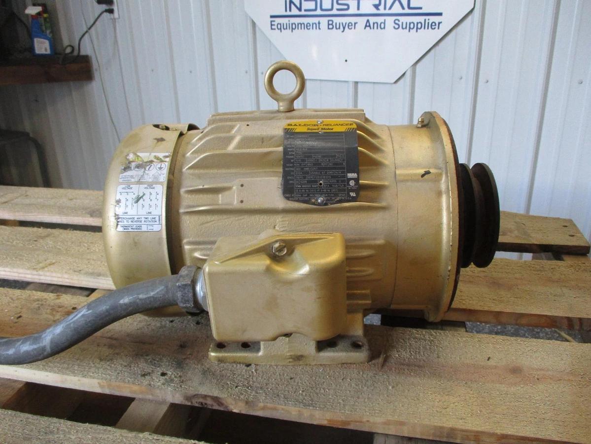 Used BALDOR RELIANCE 5 HP SUPER-E MOTOR, 184TC FR, 230/460 V, 1750 RPM, #610923J USED