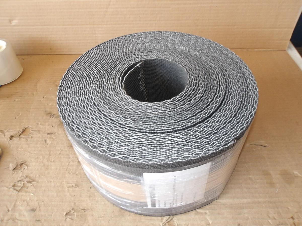 Used CONVEYOR BELTING LACED S/S ENDS B6X70L, 70" X 6", #830247G NEW