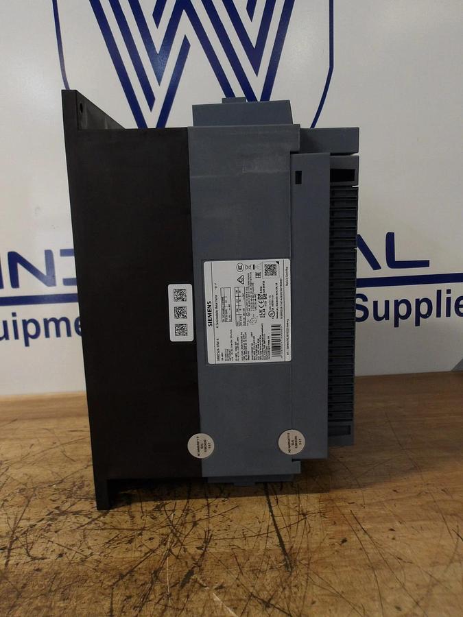 Used SIEMENS SIRIUS 3RW55 SOFT START, 10-30 HP, #1126300G NEW