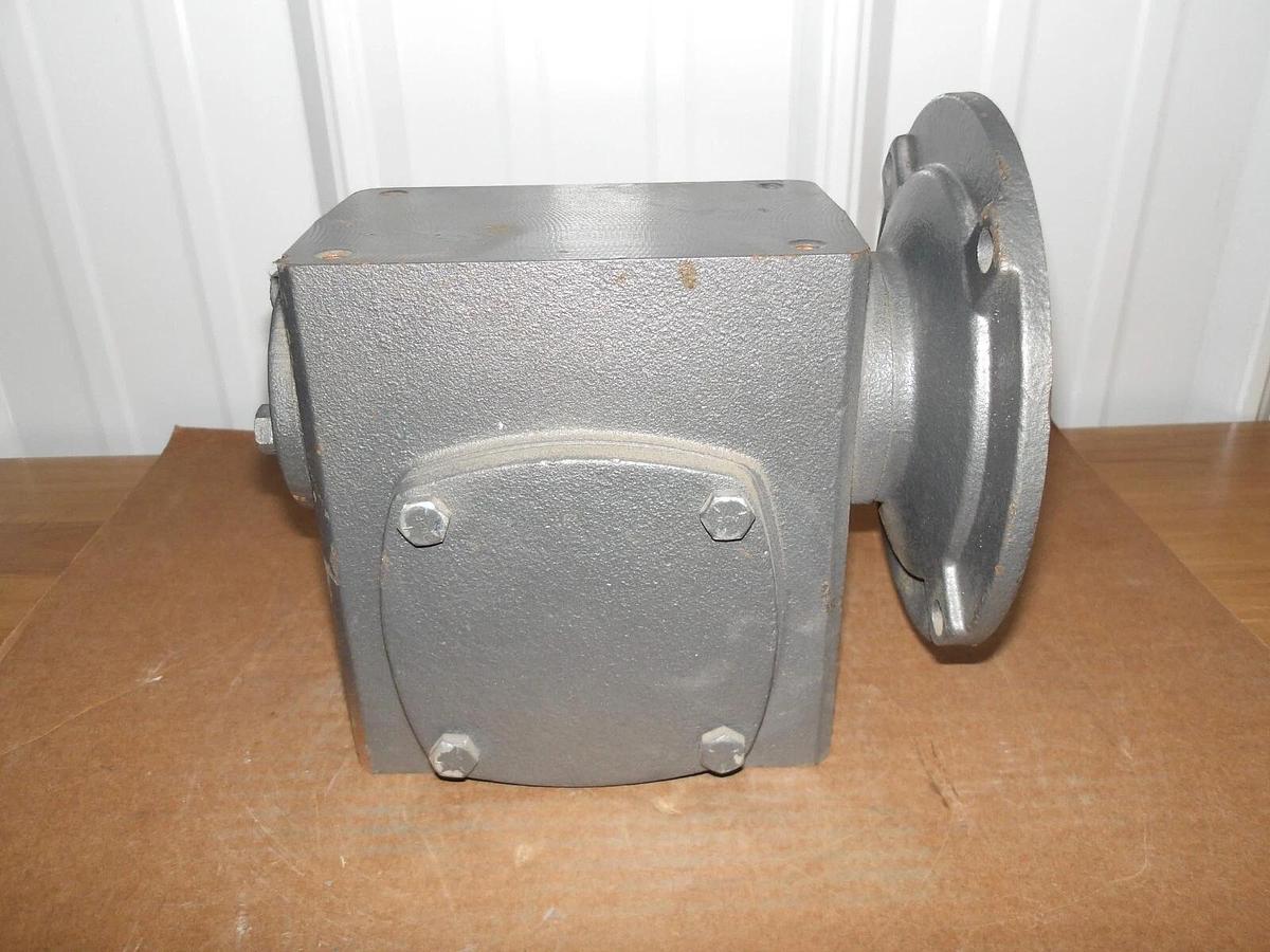 Used BALDOR P-010796 SPEED REDUCER, RATIO 30:1, #1171142G NEW