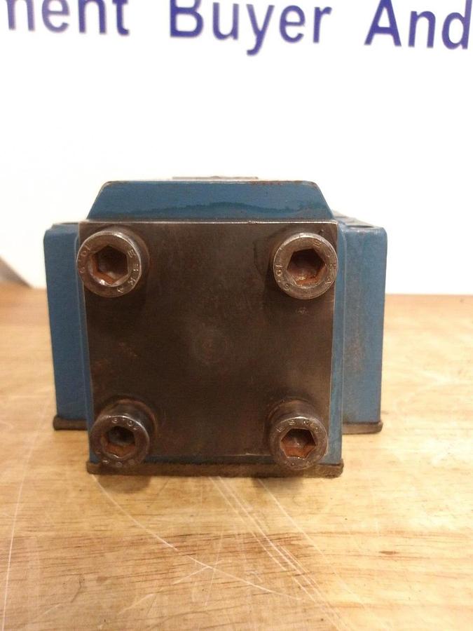 Used REXROTH MANNESMANN SL30PA1-42/V HYDRAULIC BLOCK, #3171030G NEW