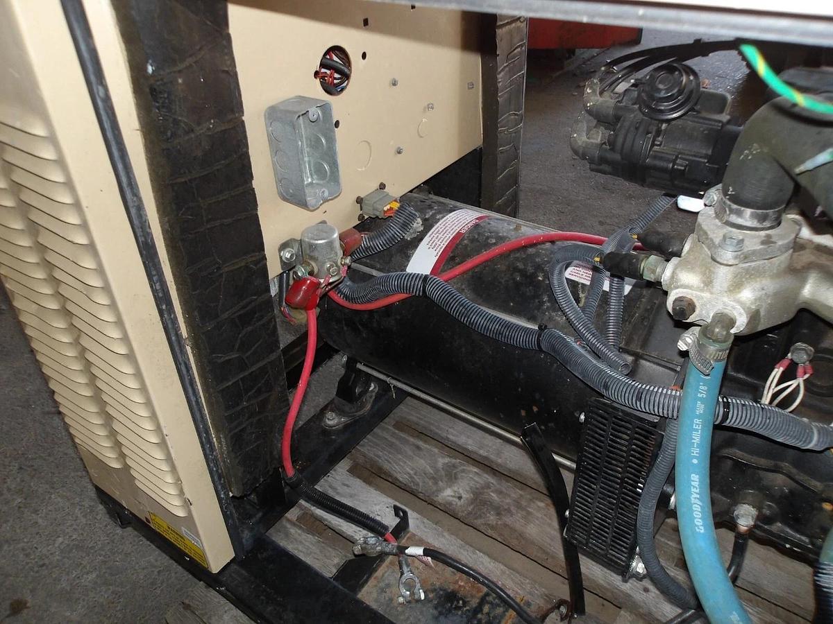 Used GENERAC SG0047250 POWER GUARDIAN GENERATOR SET, #917300G PARTS ONLY