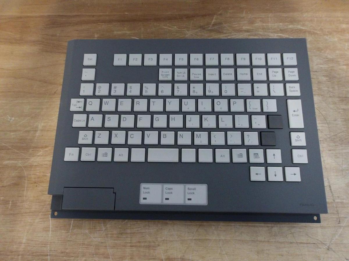 Used FANUC FA FULL KEYBOARD A02B-0236-C131 EC, #311330G NEW